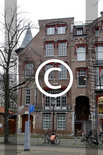 Amsterdam/Amstelveen 11 december 2011
Frank Rijkaard heeft div huizen en appartementen in Amsterdam en Amstelveen. Koningslaan
Peter Smulders bv