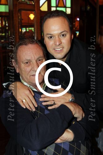 Hilversum 8 december 2011
Tros Winterpresentatie gepresenteerd door Jan Smit. Frans Bauer met zijn vader
Peter Smulders bv