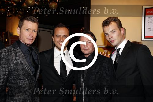 Amsterdam 22 december 2011
Premiere kerstcircus in carre. Geert Hoes en Harald v Panhuis met vriend
Peter Smulders bv