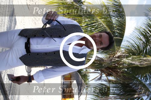 Curacao 7 januari 2012
Gerard Joling opnames videoclip op zanzibar. Patty Brard doet de regie.
Peter Smulders bv