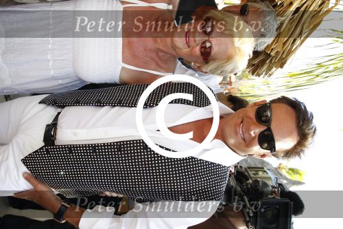 Curacao 7 januari 2012
Gerard Joling opnames videoclip op zanzibar. Patty Brard doet de regie. Gerard met zijn moeder
Peter Smulders bv