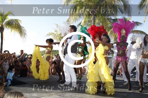 Curacao 7 januari 2012
Gerard Joling opnames videoclip op zanzibar. Patty Brard doet de regie.
Peter Smulders bv