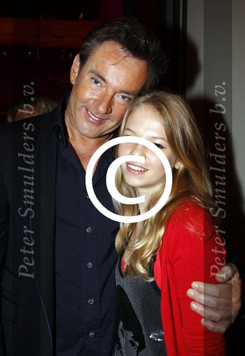 Amsterdam 22 december 2011
Premiere kerstcircus in carre. Gerard Joling met Romy Omtzigt
Peter Smulders bv
