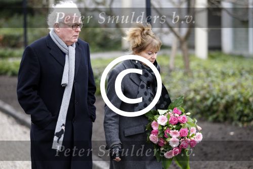Amsterdam 21 december 2011
Crematie Olga Madsen op westgaarde. Henk Spaan met vrouw
Peter Smulders bv