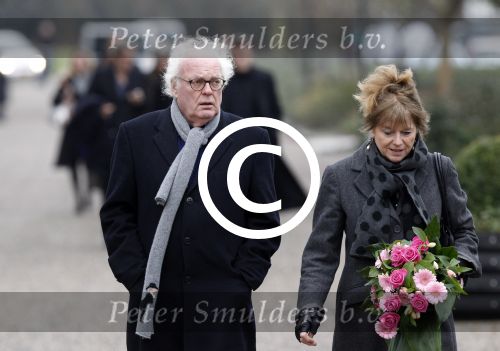 Amsterdam 21 december 2011
Crematie Olga Madsen op westgaarde. Henk Spaan met vrouw
Peter Smulders bv