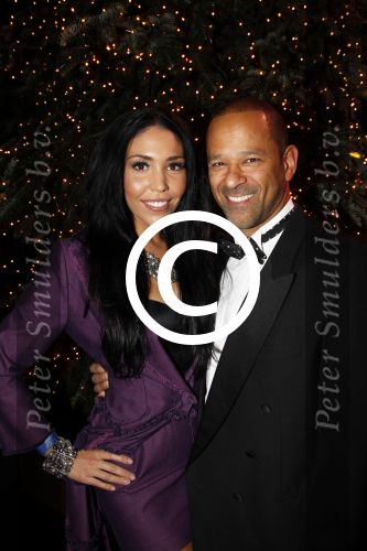 Amsterdam 8 december 2011
Openings en VIP avond van de miljonairfair in de RAI. Hind met ex vriend
Peter Smulders bv