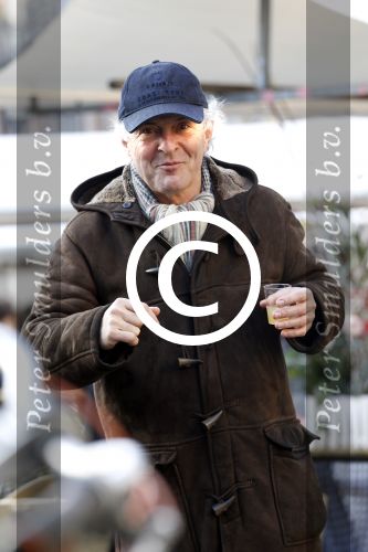 Amsterdam 24 december 2011
Huub stapel op kerstmarkt in amsterdam zuid.
Peter Smulders bv