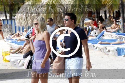 Curacao 31 december 2011
Jan en Lisa Smit op Jan zijn verjaardag in zee en bij Mambo beach.
Peter Smulders bv
