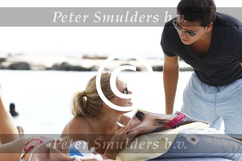 Curacao 31 december 2011
Jan en Lisa Smit op Jan zijn verjaardag in zee en bij Mambo beach.
Peter Smulders bv