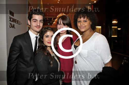 Amsterdam 10 januari 2012
Premiere Emmi en Leo in DeLaMar Theater.  Met vlnr Jasper Gottlieb, Fatma Genc, Roos Smit en Talisia Misiedjan.
Peter Smulders bv