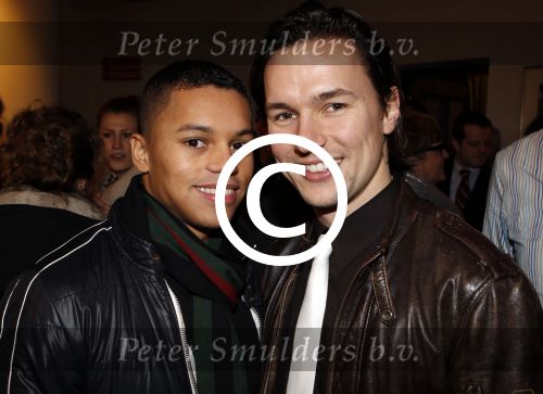 Amsterdam 22 december 2011
Premiere kerstcircus in carre. Jeffrey Wammes met vriend
Peter Smulders bv