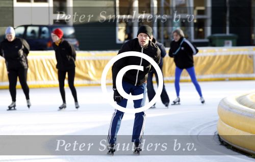 Amsterdam 19 december 2011
Jens Oldekalter op de jaap eden baan aan het schaatsen.
Peter Smulders bv
