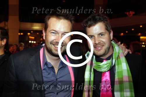 Hilversum 7 december 2011
Uitreiking radio bitches awards bij studio 21. Jeroen Kijkindevegte met vriend
Peter Smulders bv