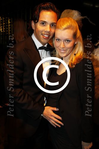 Amsterdam 8 december 2011
Openings en VIP avond van de miljonairfair in de RAI. Jordy The met zwangere vriendin en ouders
Peter Smulders bv