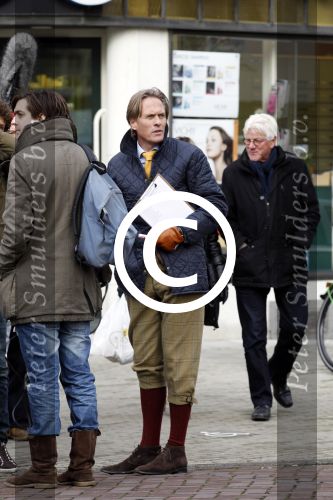 Amsterdam 17 december 2011
Jort Kelder met korte broek tijdens opnames op de cornelis schuytstraat.
Peter Smulders bv