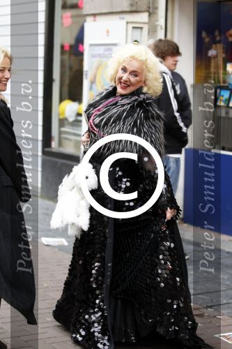 Amsterdam 4 december 2011
Premiere de gelaarsde kat in tuschinski. Karin Bloemen
Peter Smulders bv