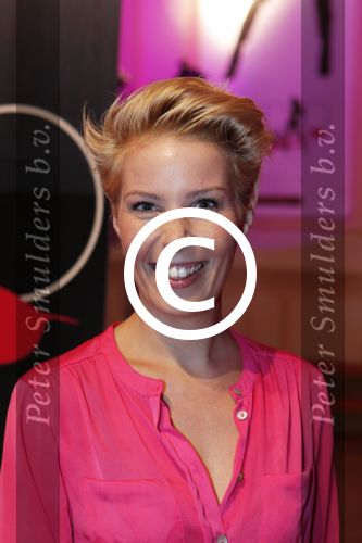 Hilversum 7 december 2011
Uitreiking radio bitches awards bij studio 21. Kristel v Eijk
Peter Smulders bv