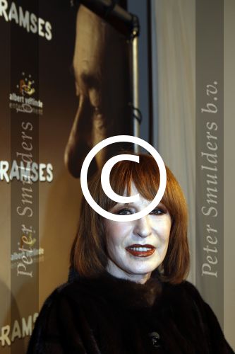 Den Haag 1 december 2011
Premiere Ramses in de schowburg van Den Haag. Liesbeth List met man
Peter Smulders bv