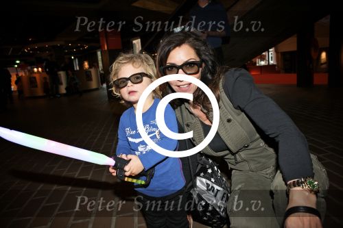 Tiel 08 Januari 2012
Premiere Piet Piraat 3D. Marielle Bastiaansen met zoontje Willem.
Peter Smulders bv