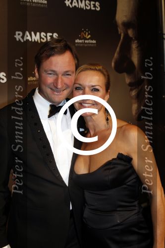 Den Haag 1 december 2011
Premiere Ramses in de schowburg van Den Haag. Mariska v Kolck met vriend Edgar Peer
Peter Smulders bv