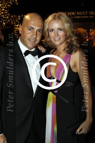 Amsterdam 8 december 2011
Openings en VIP avond van de miljonairfair in de RAI. Mental theo Nabuurs met vriendin
Peter Smulders bv