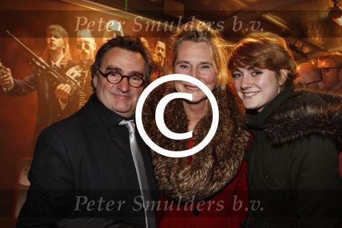 Eindhoven 6 december 2011
Premiere New Kids nitro in pathe Eindhoven. Michiel Kerbosch me vrouw en dochter
Peter Smulders bv