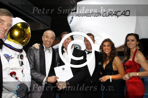 Amsterdam 8 december 2011
Openings en VIP avond van de miljonairfair in de RAI. Michiel Mol en Tom Coronel. Ook of de foto Marloes Mens
Peter Smulders bv