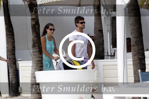 Curacao 31 december 2011
Nick Schilder met Kirsten en dochter op curacao.
Peter Smulders bv