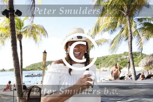 Curacao 7 januari 2012
Gerard Joling opnames videoclip op zanzibar. Patty Brard doet de regie.
Peter Smulders bv