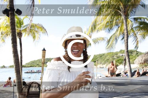 Curacao 7 januari 2012
Gerard Joling opnames videoclip op zanzibar. Patty Brard doet de regie.
Peter Smulders bv