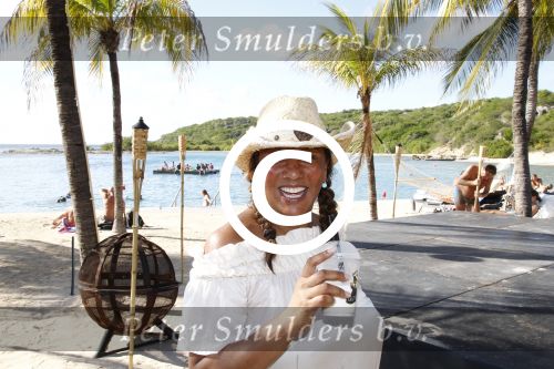 Curacao 7 januari 2012
Gerard Joling opnames videoclip op zanzibar. Patty Brard doet de regie.
Peter Smulders bv