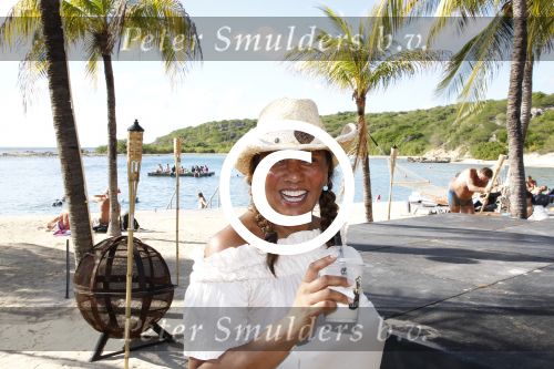 Curacao 7 januari 2012
Gerard Joling opnames videoclip op zanzibar. Patty Brard doet de regie.
Peter Smulders bv