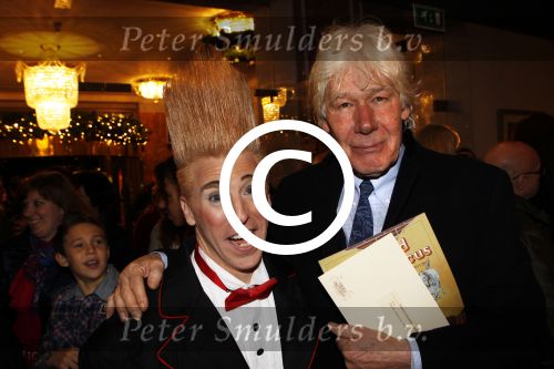 Amsterdam 22 december 2011
Premiere kerstcircus in carre. Paul v Vliet met vrouw en kleinkinderen
Peter Smulders bv