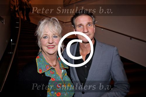 Amsterdam 10 januari 2012
Premiere Emmi en Leo in DeLaMar Theater.  Peter Blok met partner Maria Goos.
Peter Smulders bv