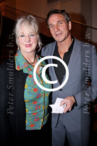 Amsterdam 10 januari 2012
Premiere Emmi en Leo in DeLaMar Theater.  Peter Blok met partner Maria Goos.
Peter Smulders bv