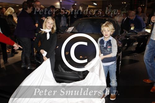 Heteren 2 december 2011
Presentatie nieuwe porsche 911 bij porsche centrum gelderland.
Peter Smulders bv