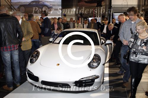 Heteren 2 december 2011
Presentatie nieuwe porsche 911 bij porsche centrum gelderland.
Peter Smulders bv