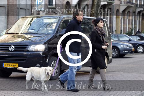 Amsterdam 24 december 2011
Robert en Roos ten Brink aan het wandelen met de hond.
Peter Smulders bv
