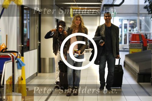 Schiphol 23 december 2011
Ruud Estelle maxim en joelle Gullit vertrekken naar Miami vanaf schiphol.
Peter Smulders bv