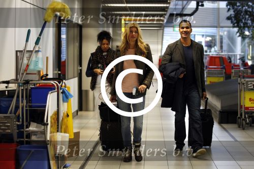 Schiphol 23 december 2011
Ruud Estelle maxim en joelle Gullit vertrekken naar Miami vanaf schiphol.
Peter Smulders bv