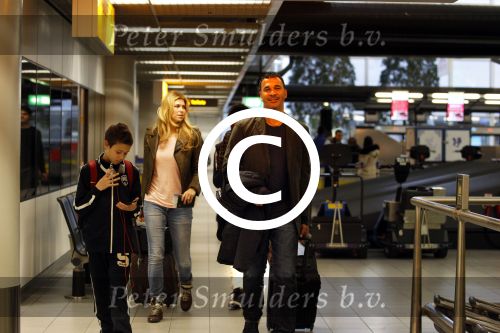 Schiphol 23 december 2011
Ruud Estelle maxim en joelle Gullit vertrekken naar Miami vanaf schiphol.
Peter Smulders bv
