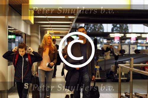 Schiphol 23 december 2011
Ruud Estelle maxim en joelle Gullit vertrekken naar Miami vanaf schiphol.
Peter Smulders bv