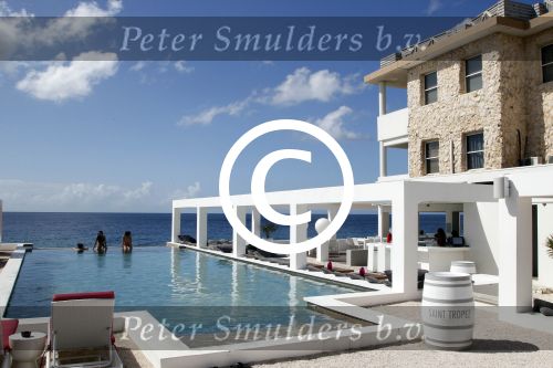 Curacao 5 januari 2011
Hotspots in Curacao. Beachclub en Restaurant Saintt Tropez
Peter Smulders bv