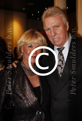 Amsterdam 22 december 2011
Premiere kerstcircus in carre. Sheila de Vries met man
Peter Smulders bv