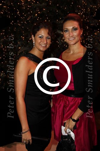 Amsterdam 8 december 2011
Openings en VIP avond van de miljonairfair in de RAI. Stella Koedam met een vriendin
Peter Smulders bv