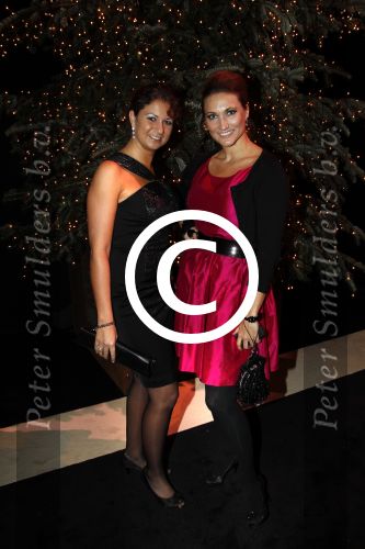 Amsterdam 8 december 2011
Openings en VIP avond van de miljonairfair in de RAI. Stella Koedam met een vriendin
Peter Smulders bv
