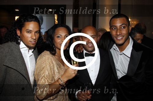 Amsterdam 8 december 2011
Openings en VIP avond van de miljonairfair in de RAI. Magali en Dean Gorre met neef Sunnery James en Ryan Marciano
Peter Smulders bv