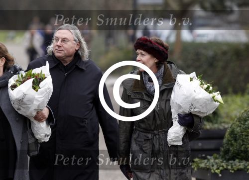 Amsterdam 21 december 2011
Crematie Olga Madsen op westgaarde. Sylvia Kristel
Peter Smulders bv