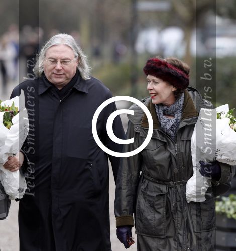 Amsterdam 21 december 2011
Crematie Olga Madsen op westgaarde. Sylvia Kristel
Peter Smulders bv