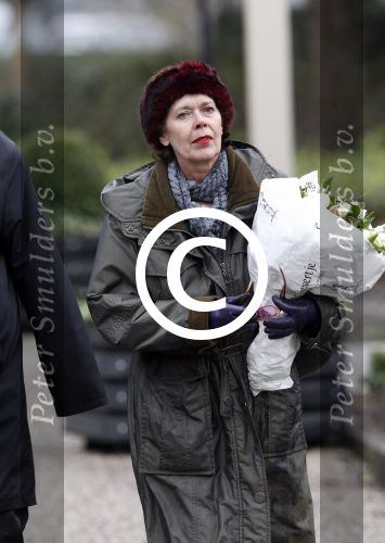 Amsterdam 21 december 2011
Crematie Olga Madsen op westgaarde. Sylvia Kristel
Peter Smulders bv